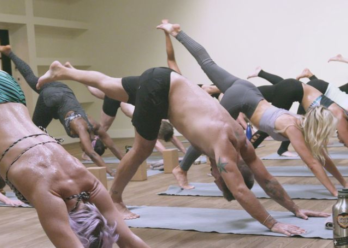 MY ZEN TRENDY - "Hot Yoga Session" - lifestyle in 4K!